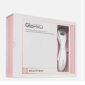 GloPRO Facial Microneedling Set